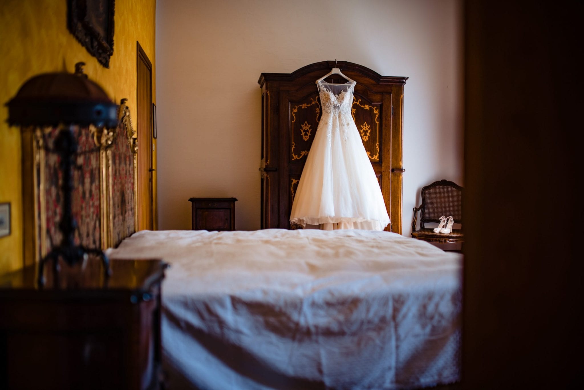 Fotografo Fotografia di Matrimonio Abbazia Santo Spirito Villa Giannone Abito sposa