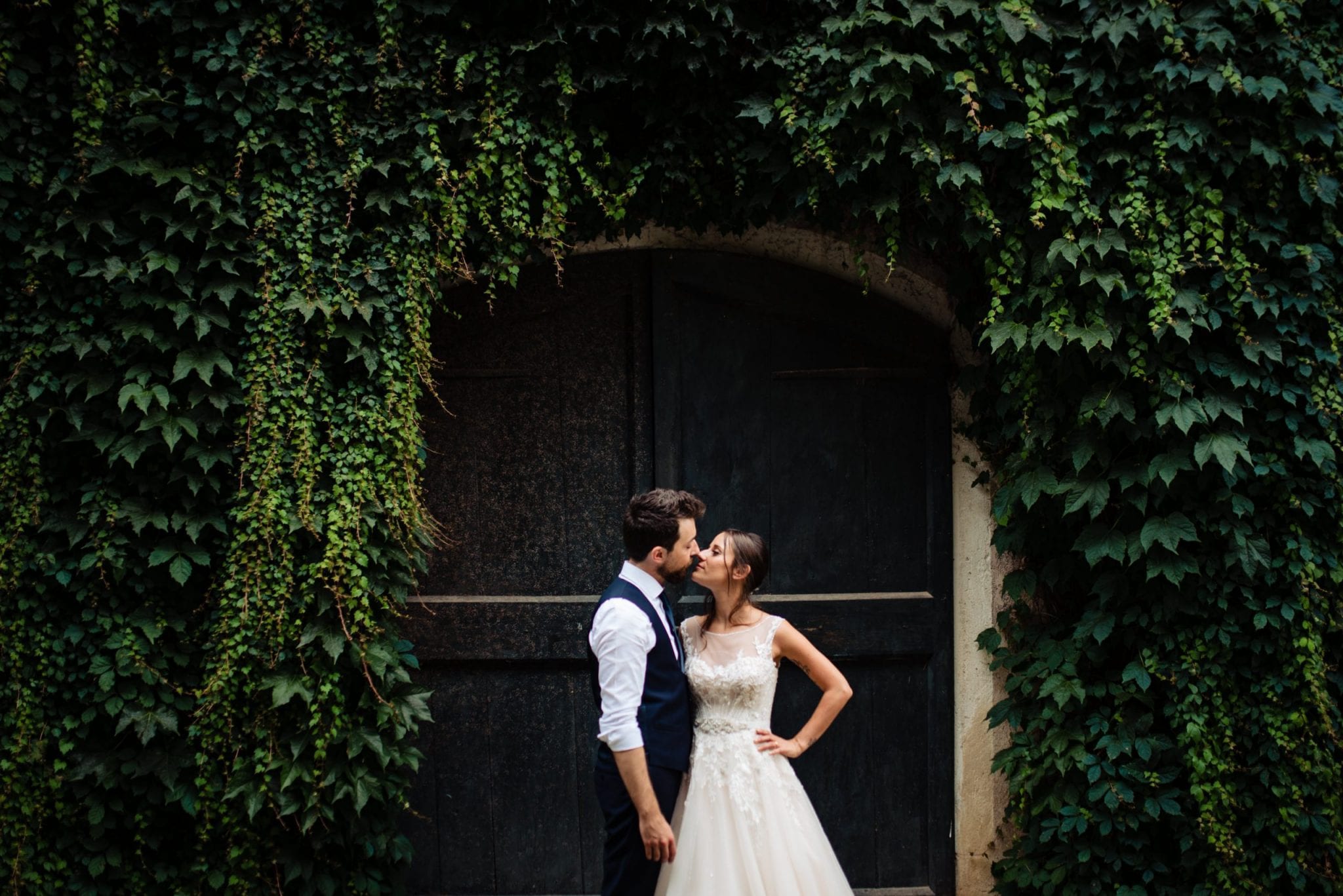Fotografo Fotografia di Matrimonio Abbazia Santo Spirito Villa Giannone Ritratti intimi e moderni sposi